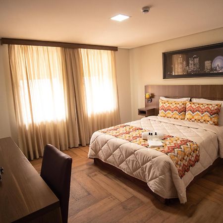 Padom Business Hotel Braganca Paulista Bagian luar foto