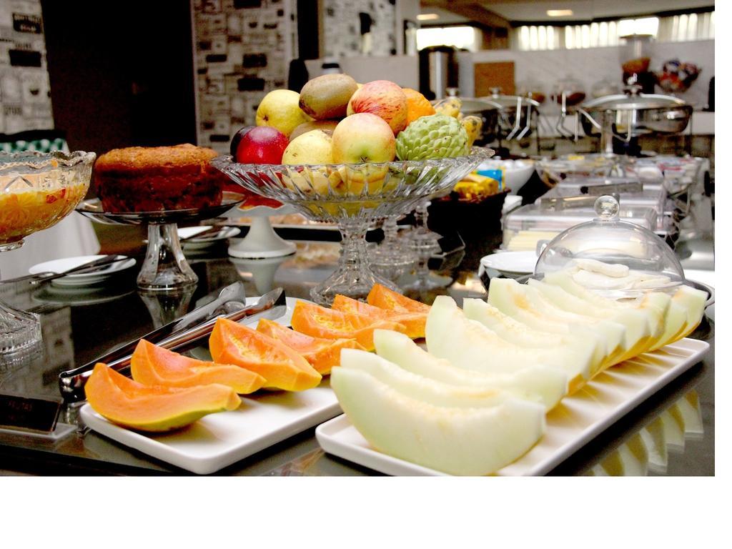 Padom Business Hotel Braganca Paulista Bagian luar foto