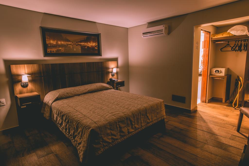 Padom Business Hotel Braganca Paulista Ruang foto